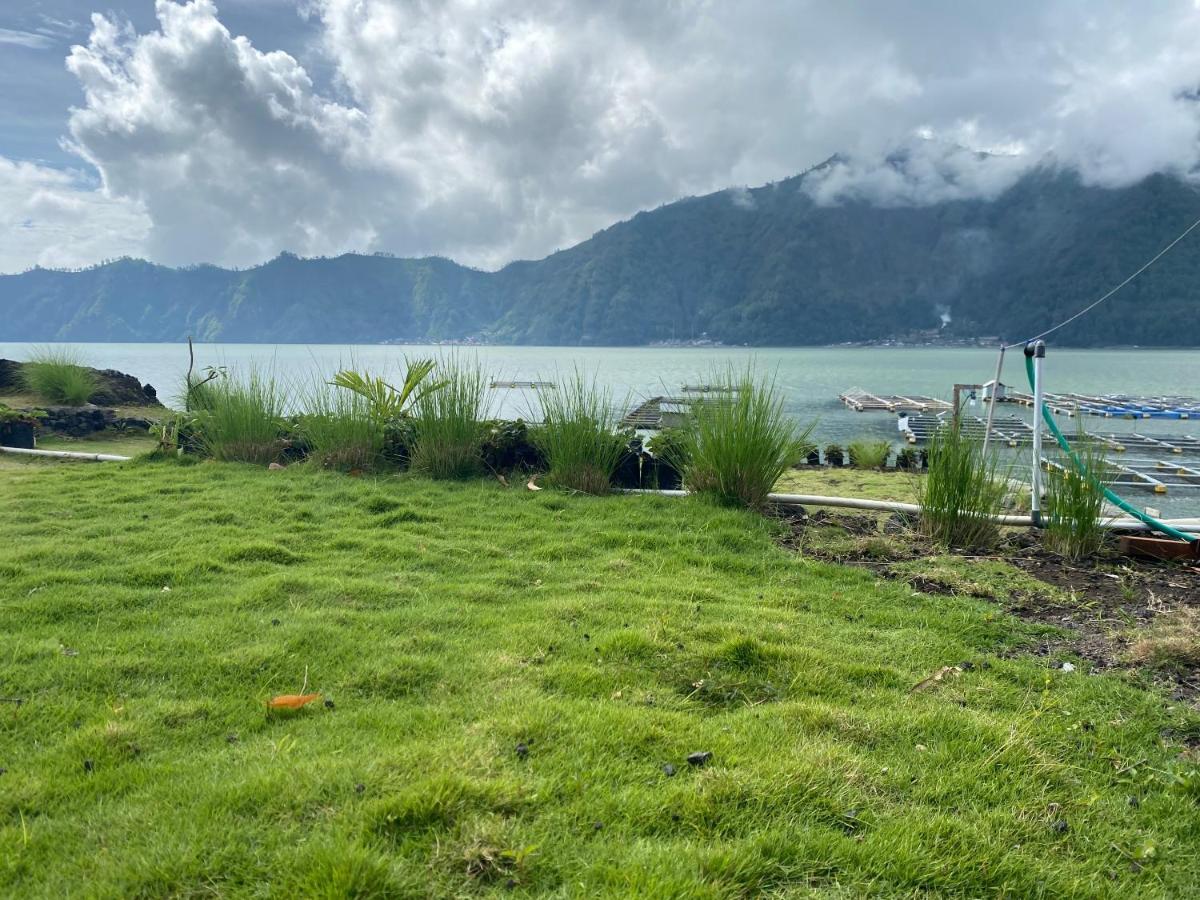 Luxury tent D' Tepi Danau Glamping *