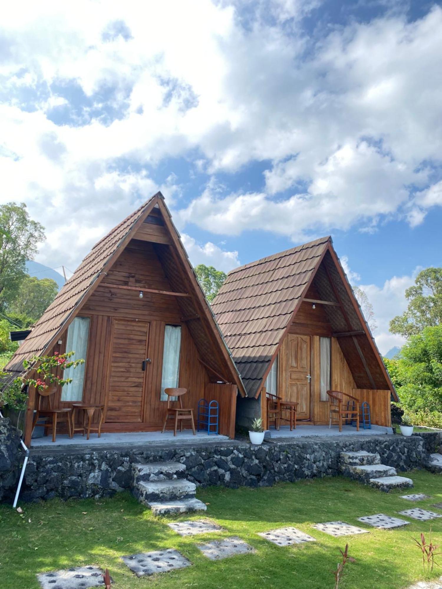 D' Tepi Danau Glamping Luxury tent